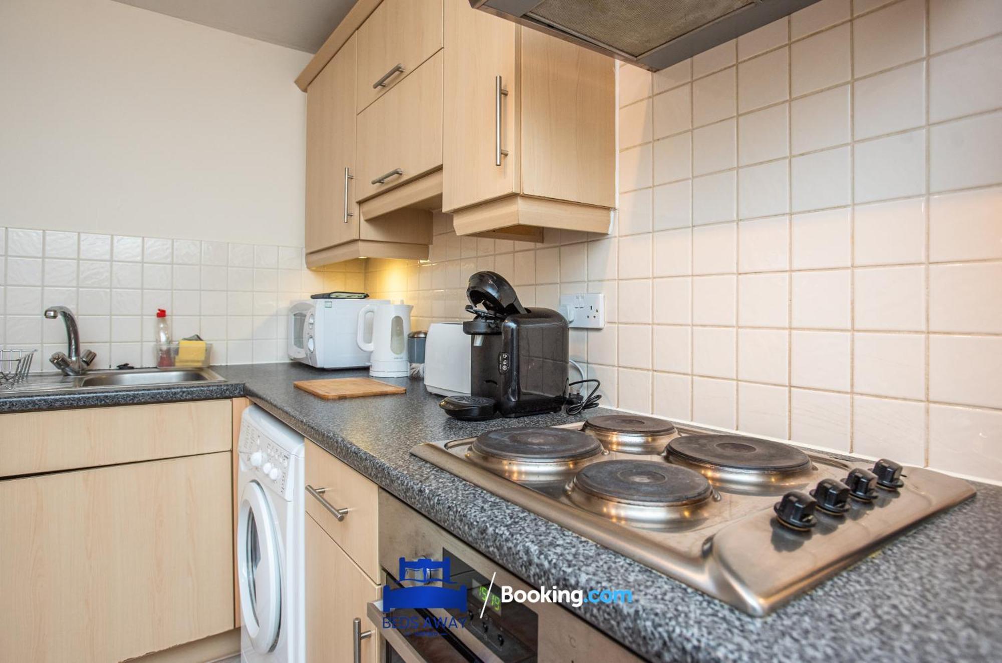 Two Bedroom By Beds Away Short Lets & Serviced Close To Airport And Blenheim Palace